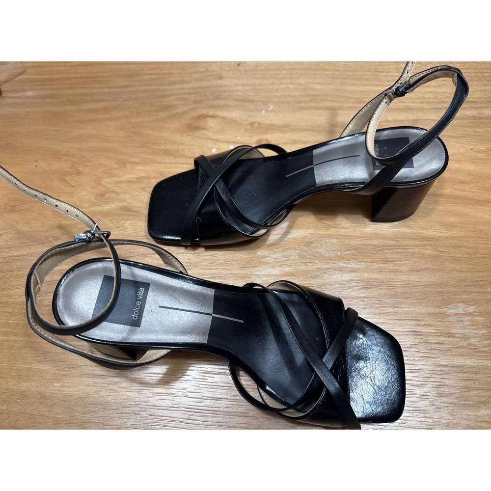 Dolce Vita Black Strappy Block Heel Sandals Square Toe Ankle Strap Womens Size 8